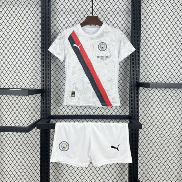 Conjunto Niño Manchester City temporada 25/26 Segunda equipación