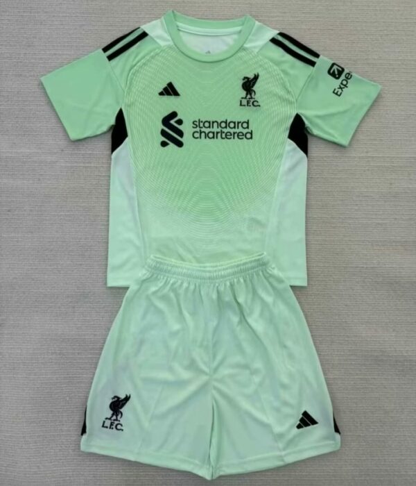 Conjunto Adulto Portero Liverpool 2