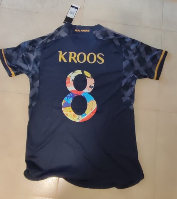 Camiseta Real Madrid Especial 23/24 para Adulto talla S - Imagen 3