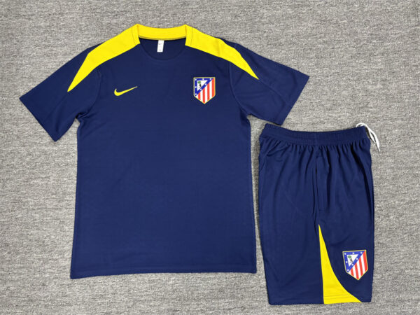 Conjunto Entrenamiento Atlético Madrid  temporada 25/26