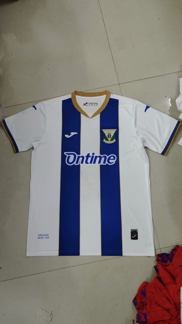 Camiseta Leganes temporada 24/25 Primera equipación