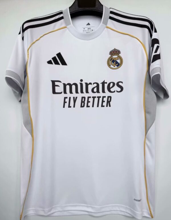 Camiseta Real Madrid temporada 25/26 Primera equipación