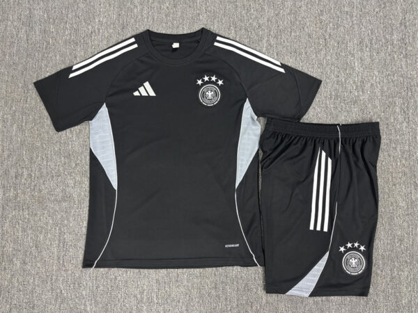 CONJUNTO ENTRENAMIENTO ALEMANIA  TEMPORADA 25/26