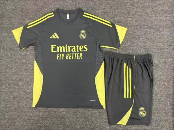 Conjunto Entrenamiento Real Madrid 10 temporada 25/26