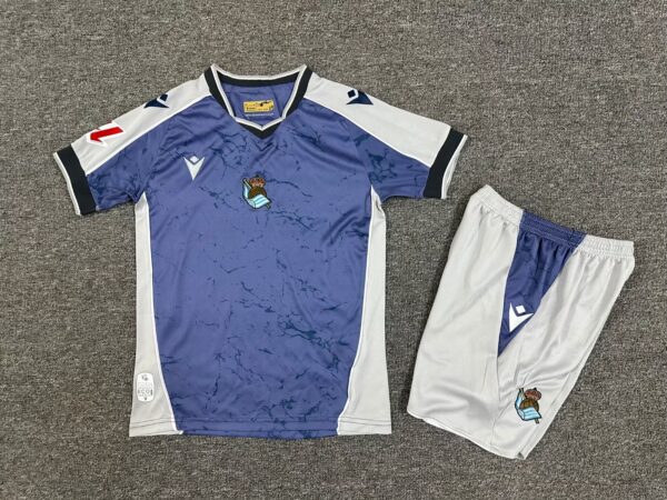 CONJUNTO NIÑO REAL SOCIEDAD TEMPORADA 25/26 SEGUNDA EQUIPACIÓN
