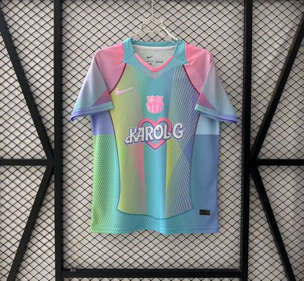 Camiseta Especial Barcelona Karol G